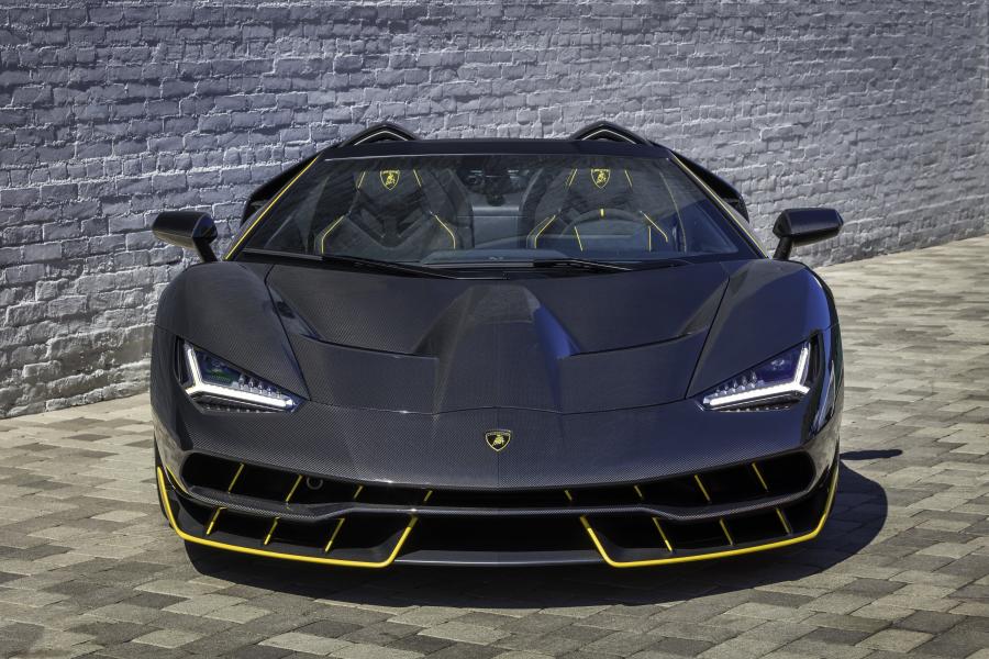  Lamborghini Centenario Roadster 2016 года  (NA) (фото 6 из 7)